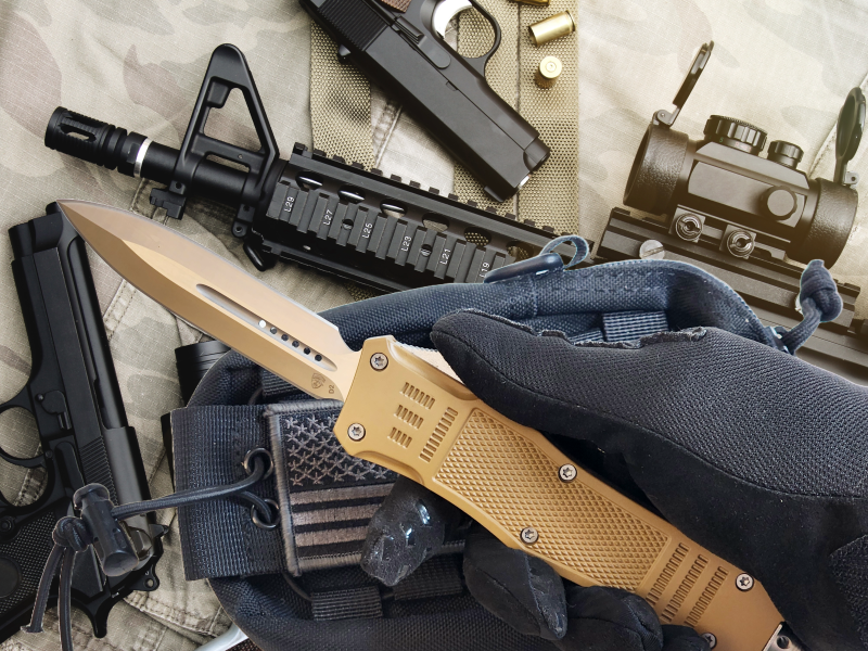 Venom 4TR ELITE Tactical OTF Knife - Tan (Satin Double Edge 3.4")